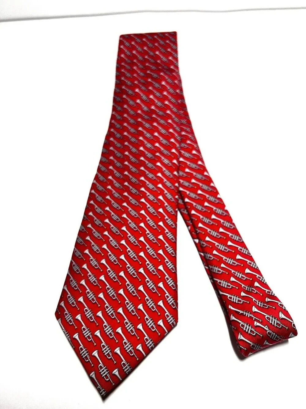 Vineyard Vines NWT 100% Silk Kentucky Derby Tie Red Bugle